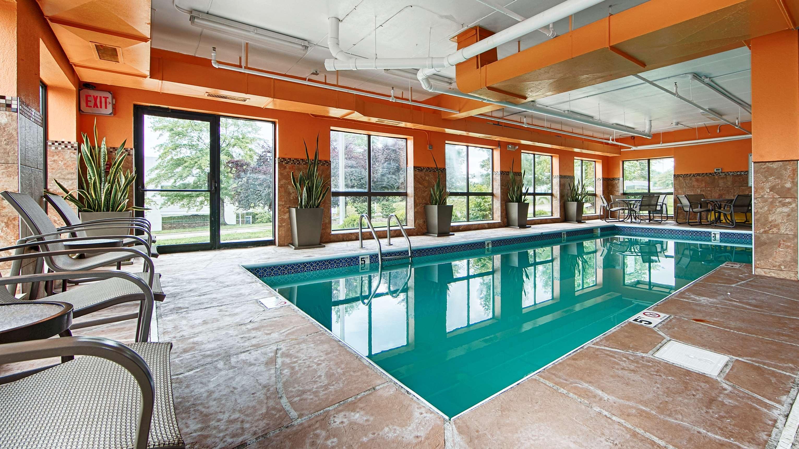 Comfort Inn & Suites Copley Akron Buitenkant foto