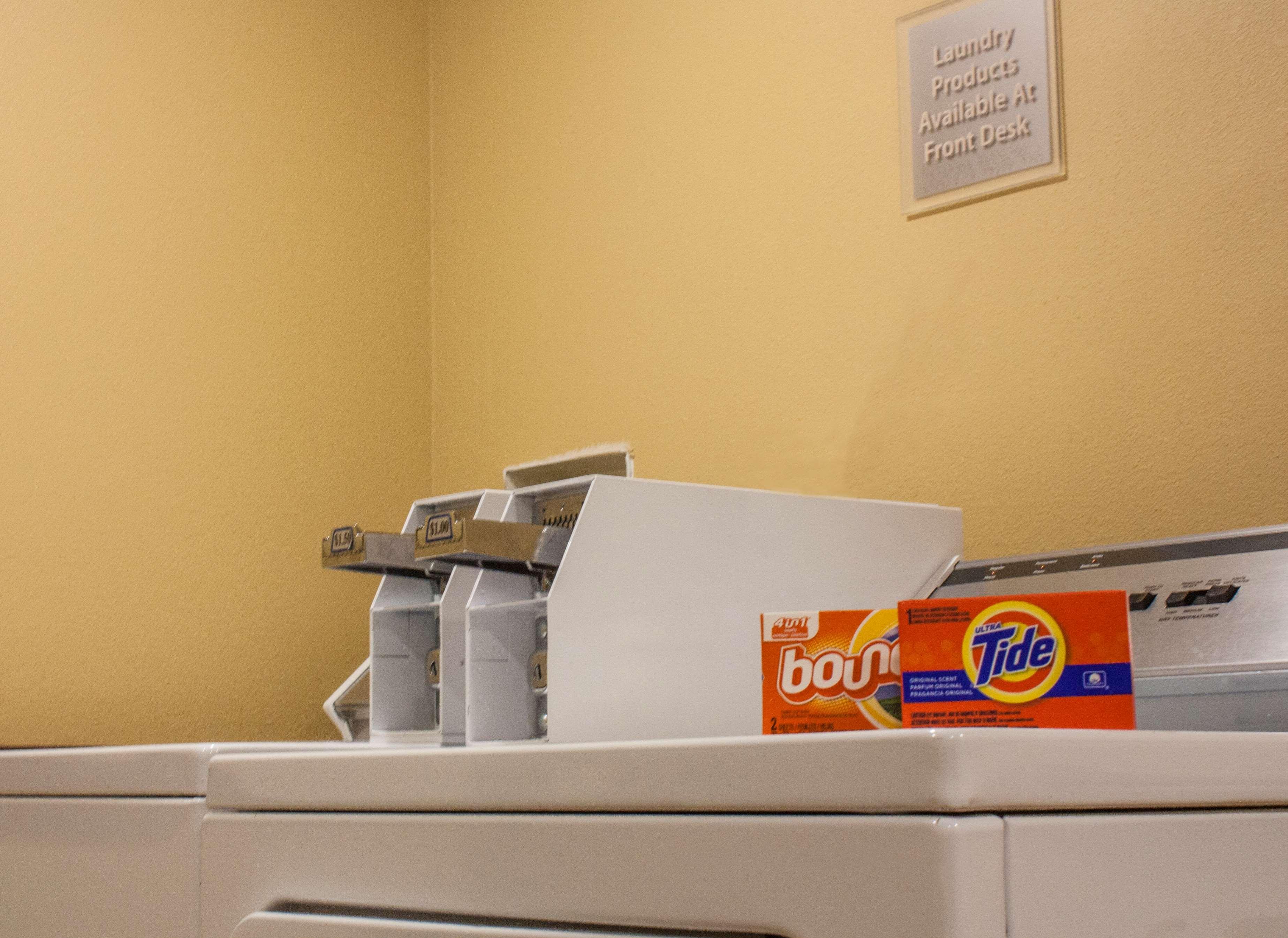 Comfort Inn & Suites Copley Akron Buitenkant foto